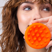  Stocking Stars - Straand_Packshots_261022_Bundle_ScalpCare101_Scrubber_6ed34d4f-552e-4728-ba77-c503c734bd9b.jpg